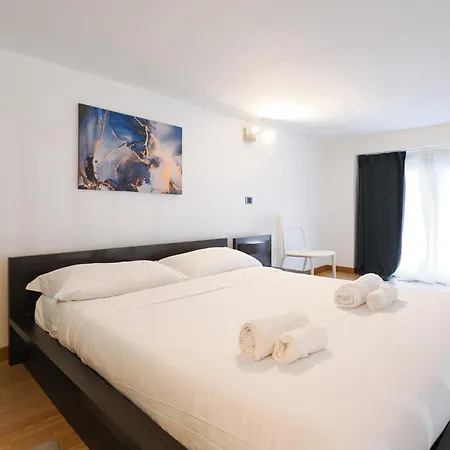 Primopiano - Aristotele Apartmán Milán